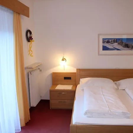 Hotel River Post Chienes